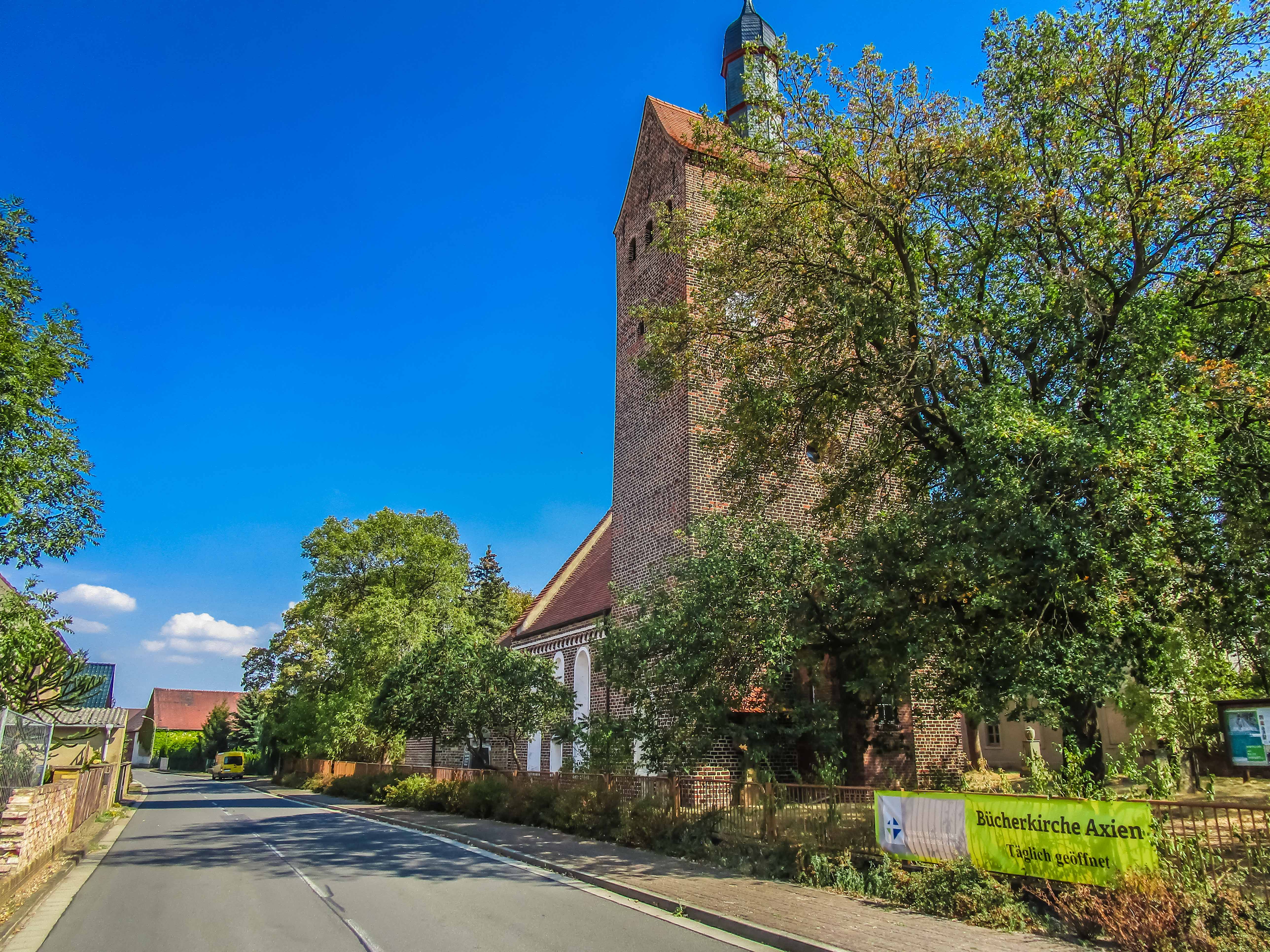 Bücherkirche Axien. Foto: Alexander Baumbach